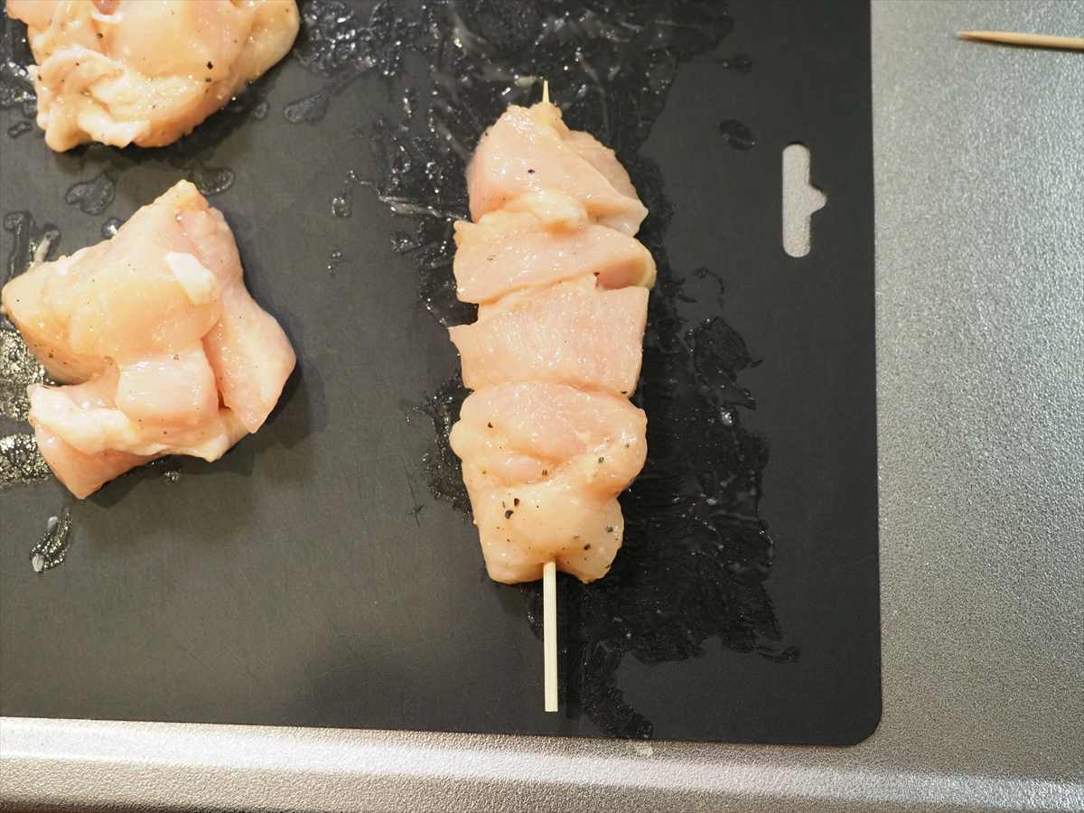 鶏むね肉でチーズの羽根つき焼き鳥