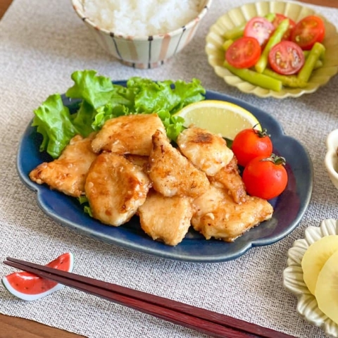 リピート確定！コク旨でやみつきになる「鶏むね肉×みそ」おかず