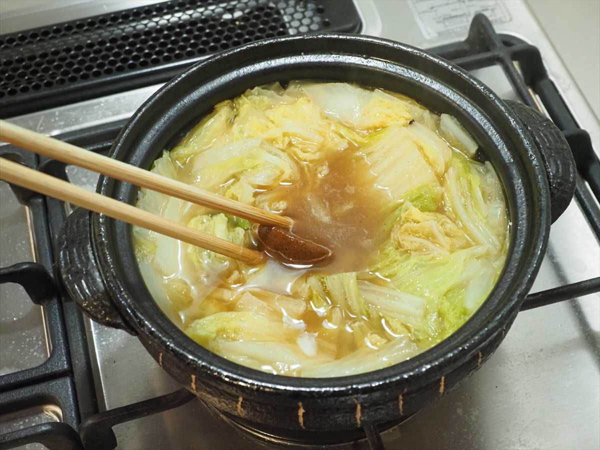 たっぷり鶏団子と白菜のカレー鍋