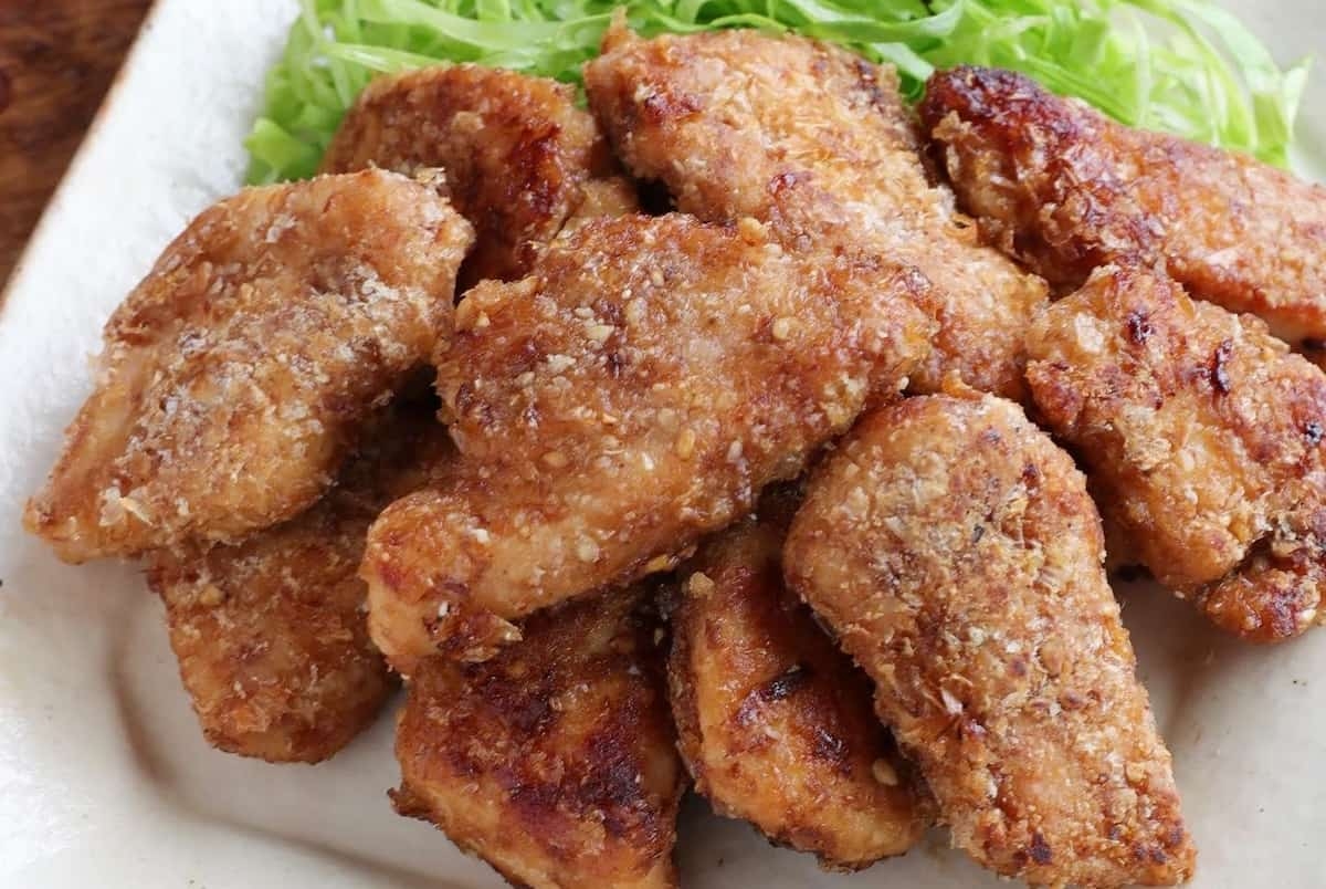 少ない油でヘルシー！揚げずに作れる鶏むね肉の「揚げ物風」