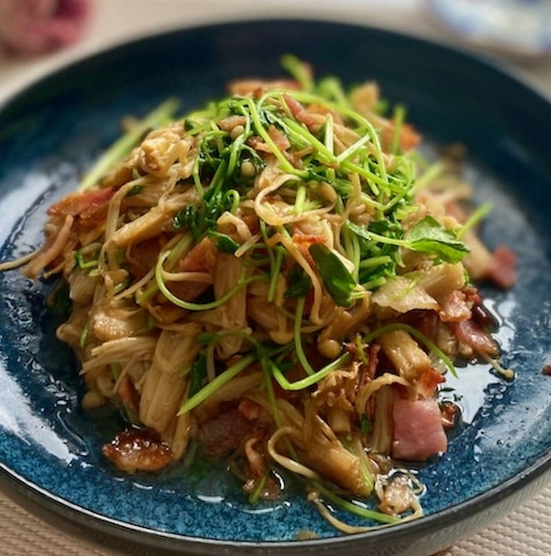 にんにくの香りが食欲そそる♪「えのき」の簡単おかず