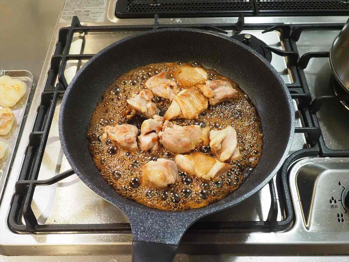 鶏もも肉と餅の照り焼き