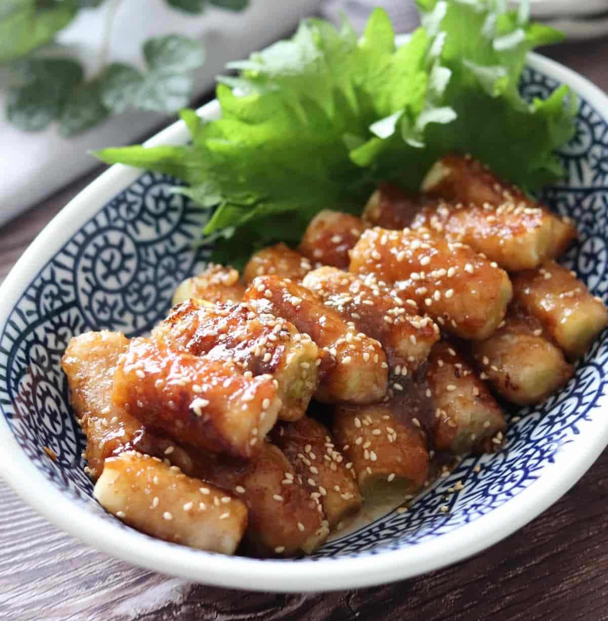 パパッと作れる！おつまみに最高な「長ねぎの豚バラ巻き」