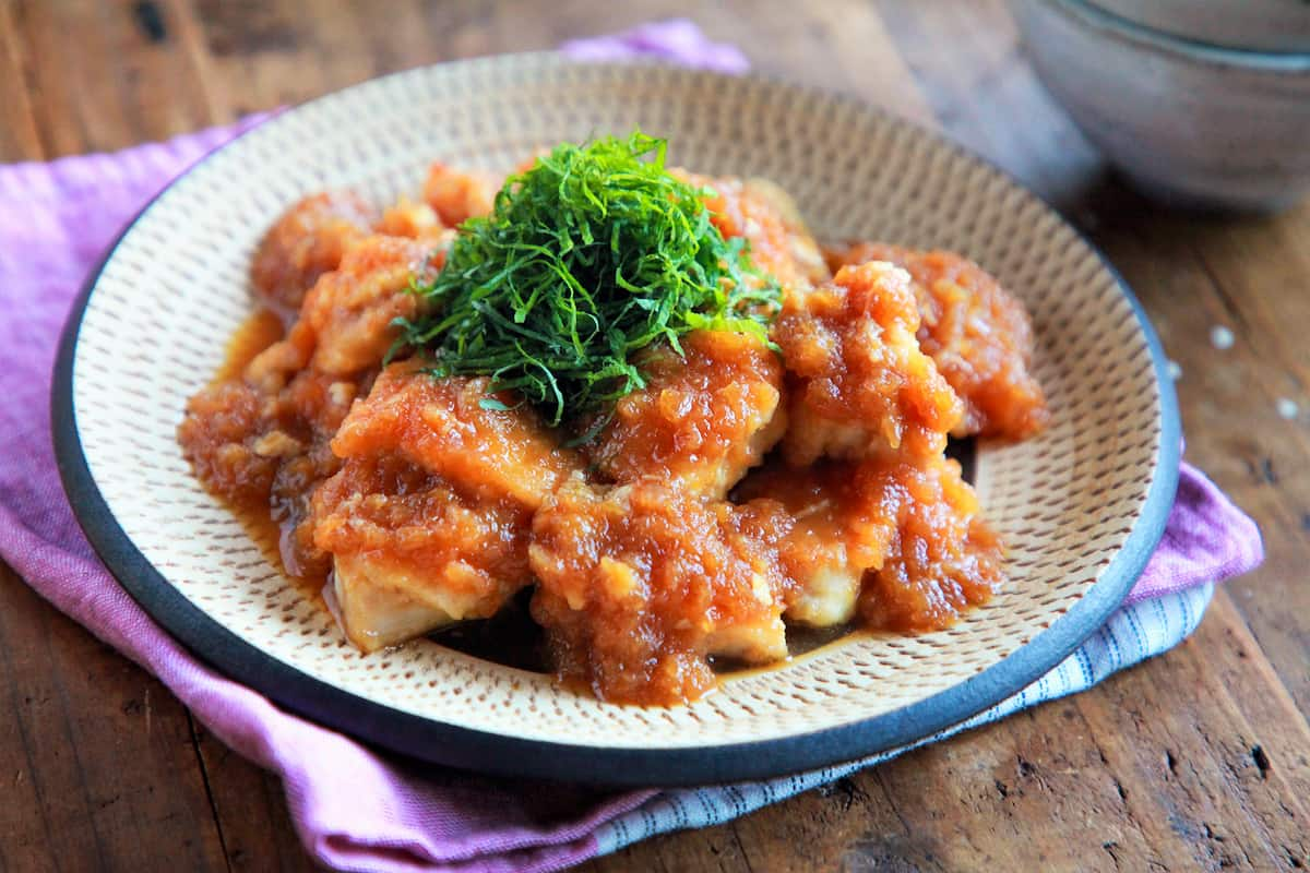 鶏むね肉のおろし玉ねぎソース