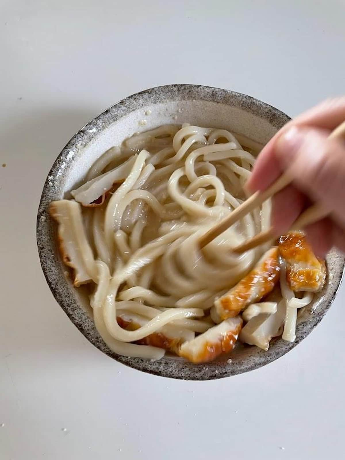 かな姐さんのレンジで簡単！「明太カルボナーラうどん」レシピ 工程3