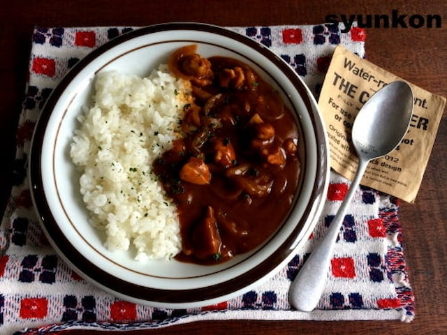 山本ゆりさんの「チキンカレー」レシピ