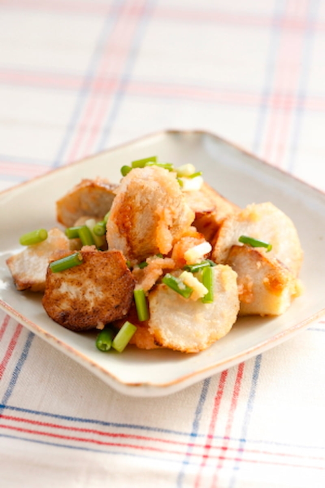 明太子がアクセント！煮ても揚げてもおいしい「里芋おかず」