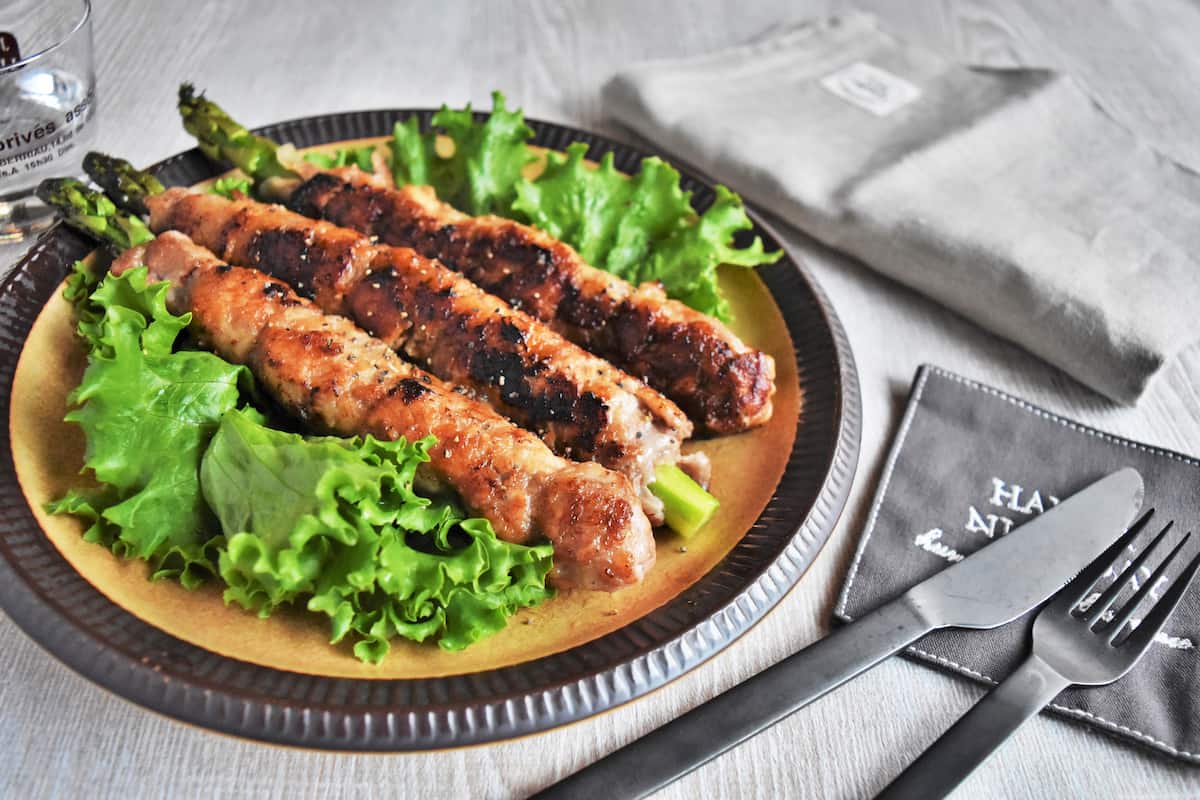 調味料1つで♪「アスパラのソース肉巻き」レシピ