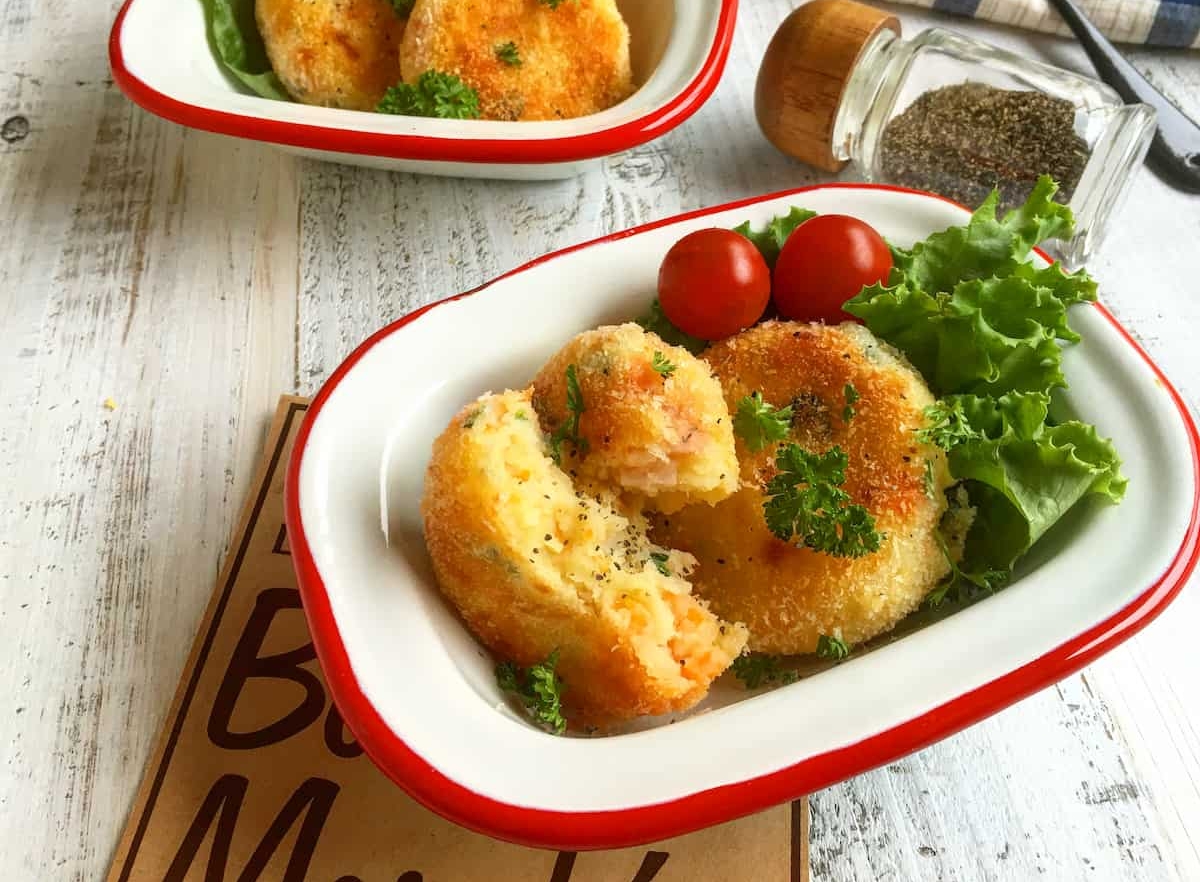揚げないからラク！子どもも大好き♪「ジャーマンチーズポテトコロッケ」レシピ