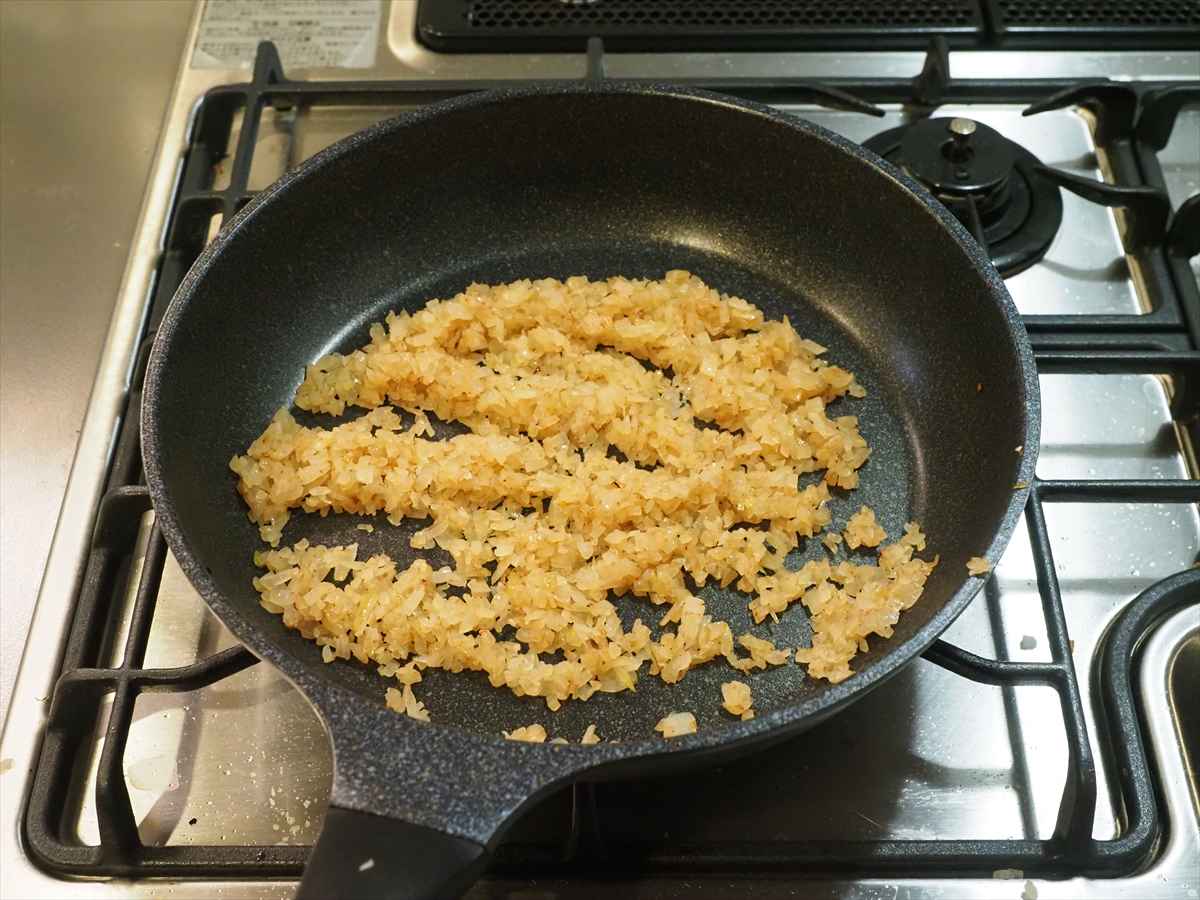 鶏ひき肉と豆腐のハンバーグ