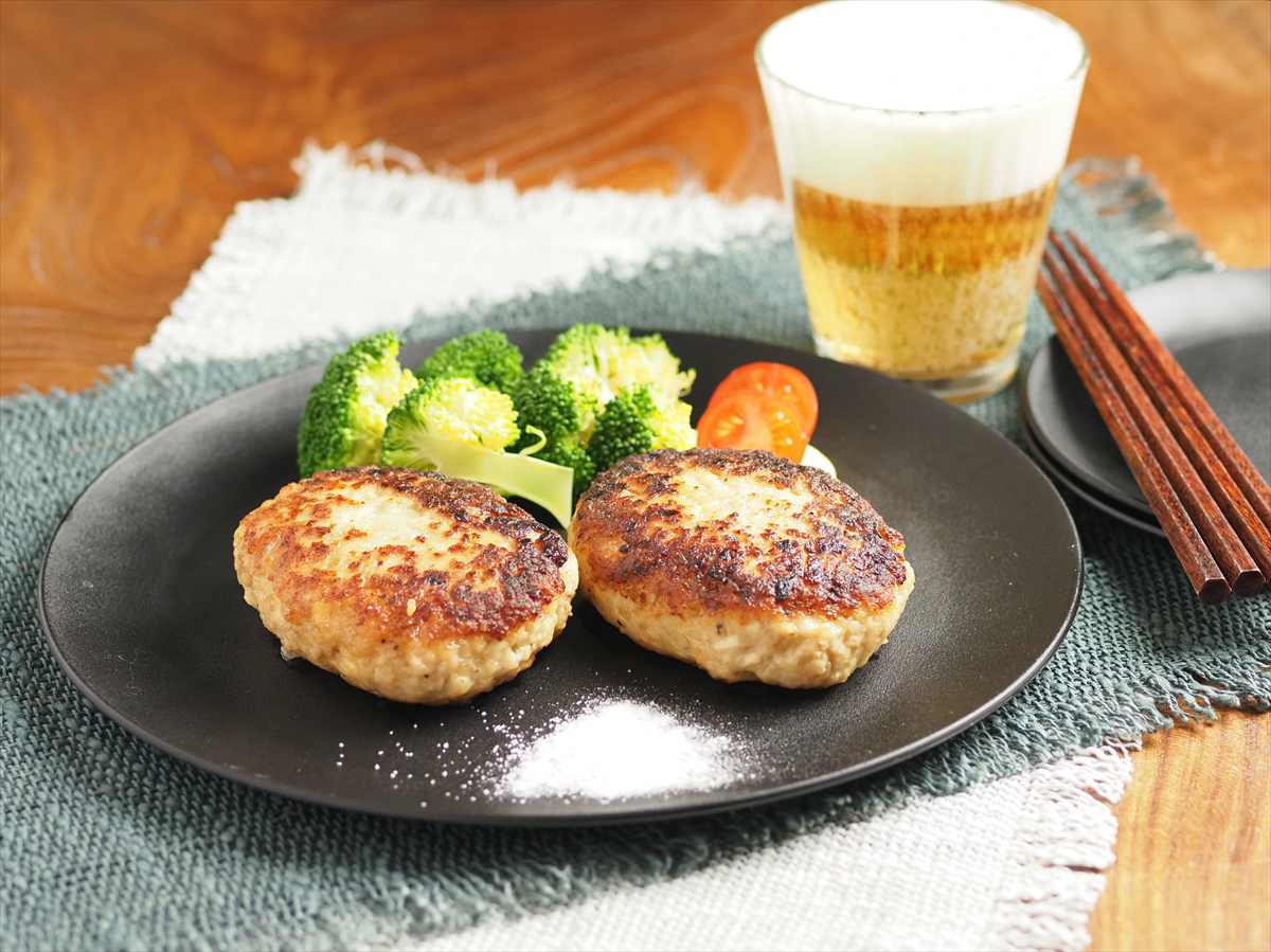 鶏ひき肉と豆腐のハンバーグ