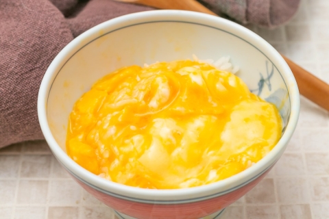 SNSで“いいね”1万超！Xで大人気の「卵かけご飯」が今すぐ試したくなる♪