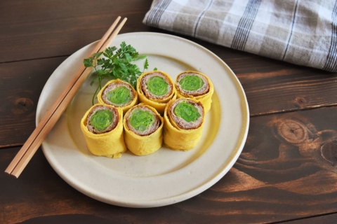 焼肉のたれで！「キャベツと豚肉の薄焼き卵巻き」レシピ