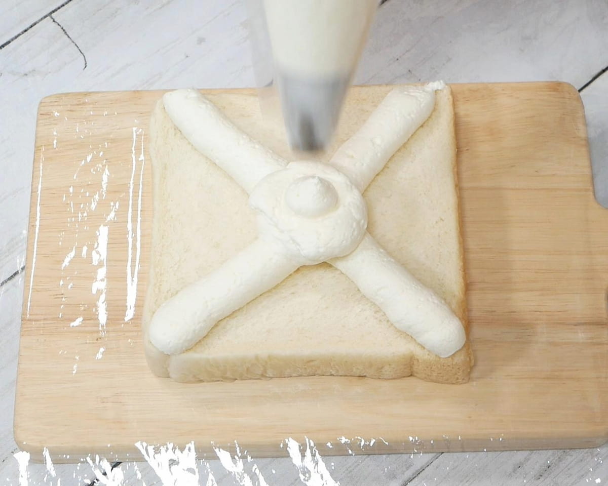 いちごサンドイッチ