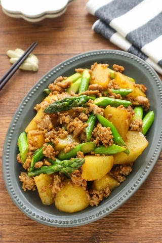ご飯によく合う♪「じゃがいものカレー炒め」簡単レシピ