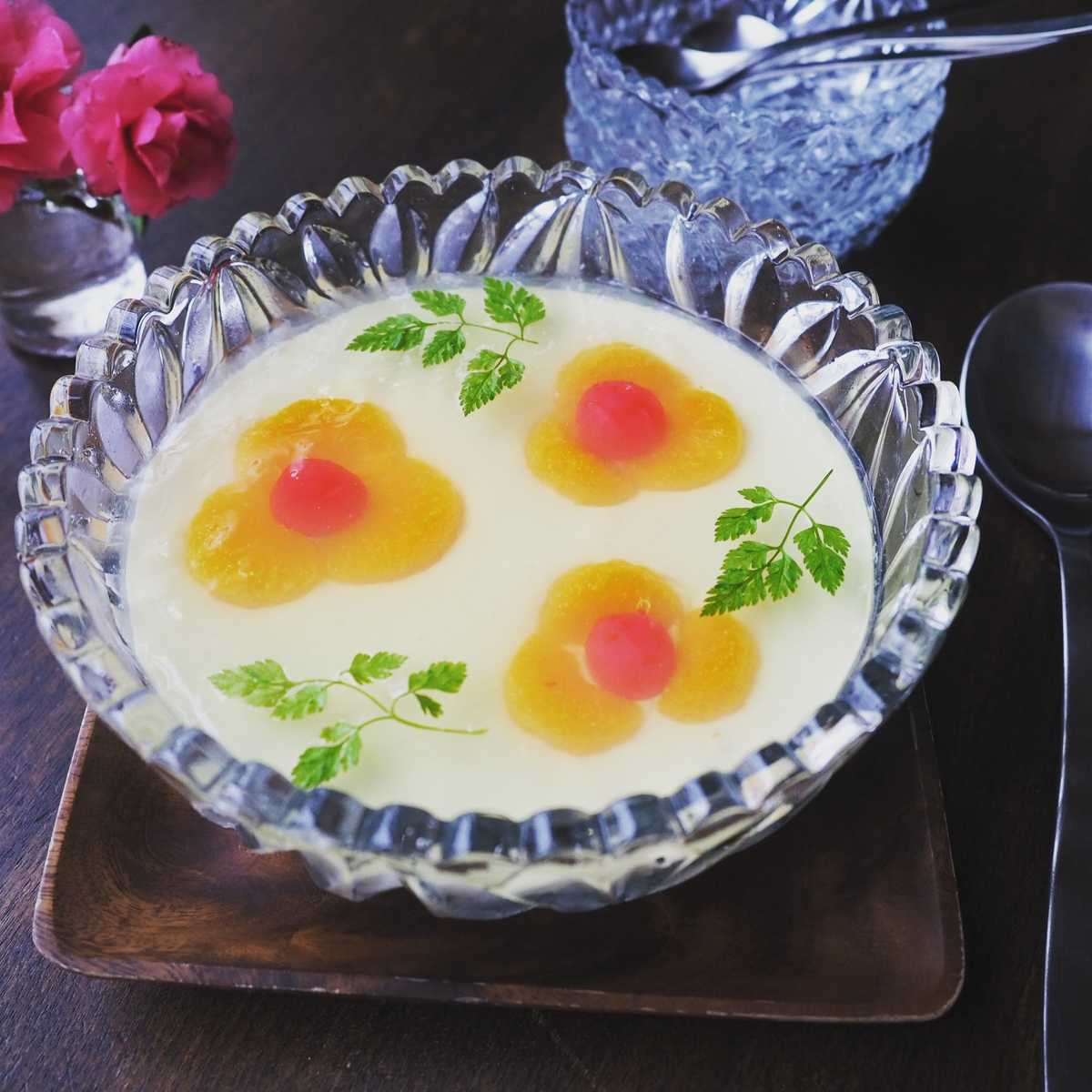 ちょっとレトロなみかんの花咲く豆乳杏仁豆腐♪