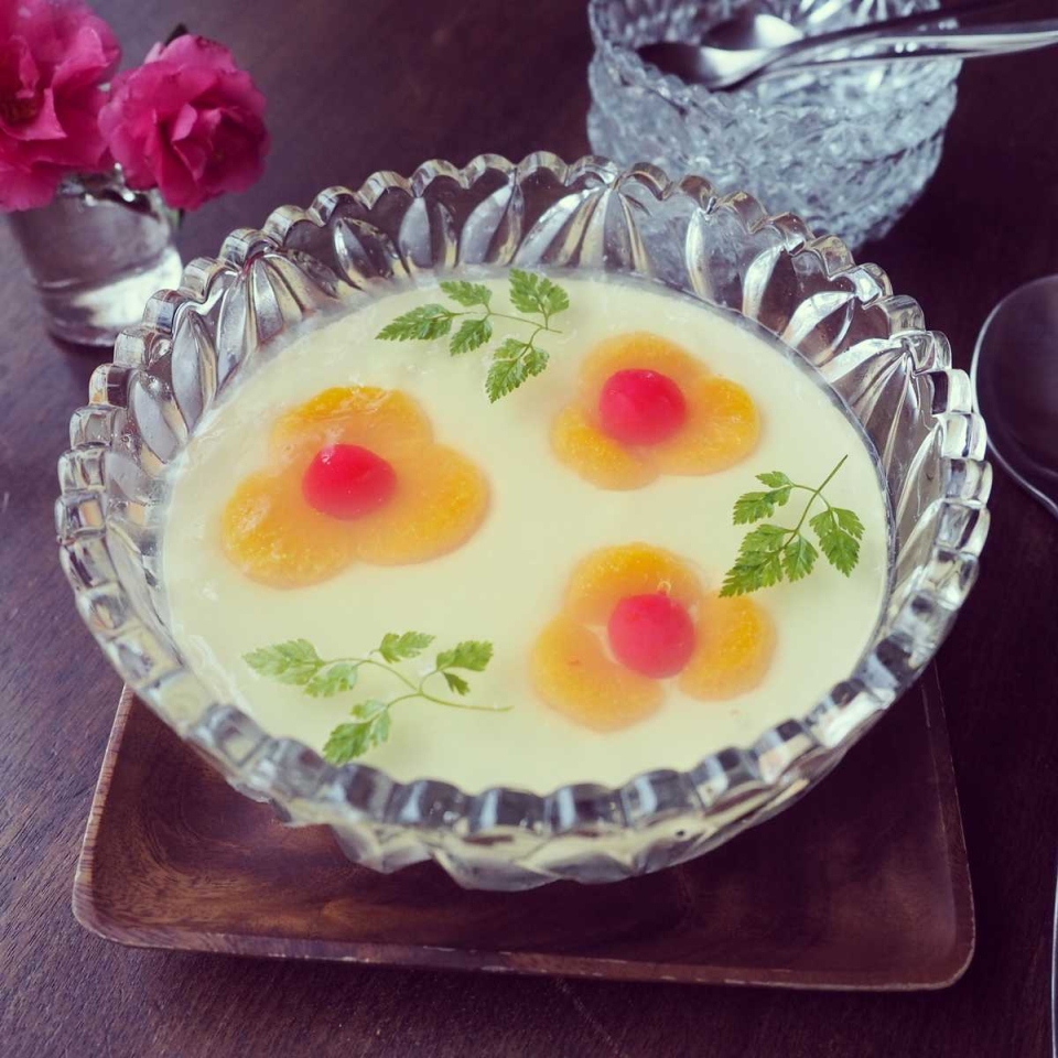 ふるんふる〜ん♪ちょっとレトロな「みかんの花咲く豆乳杏仁豆腐」の作り方