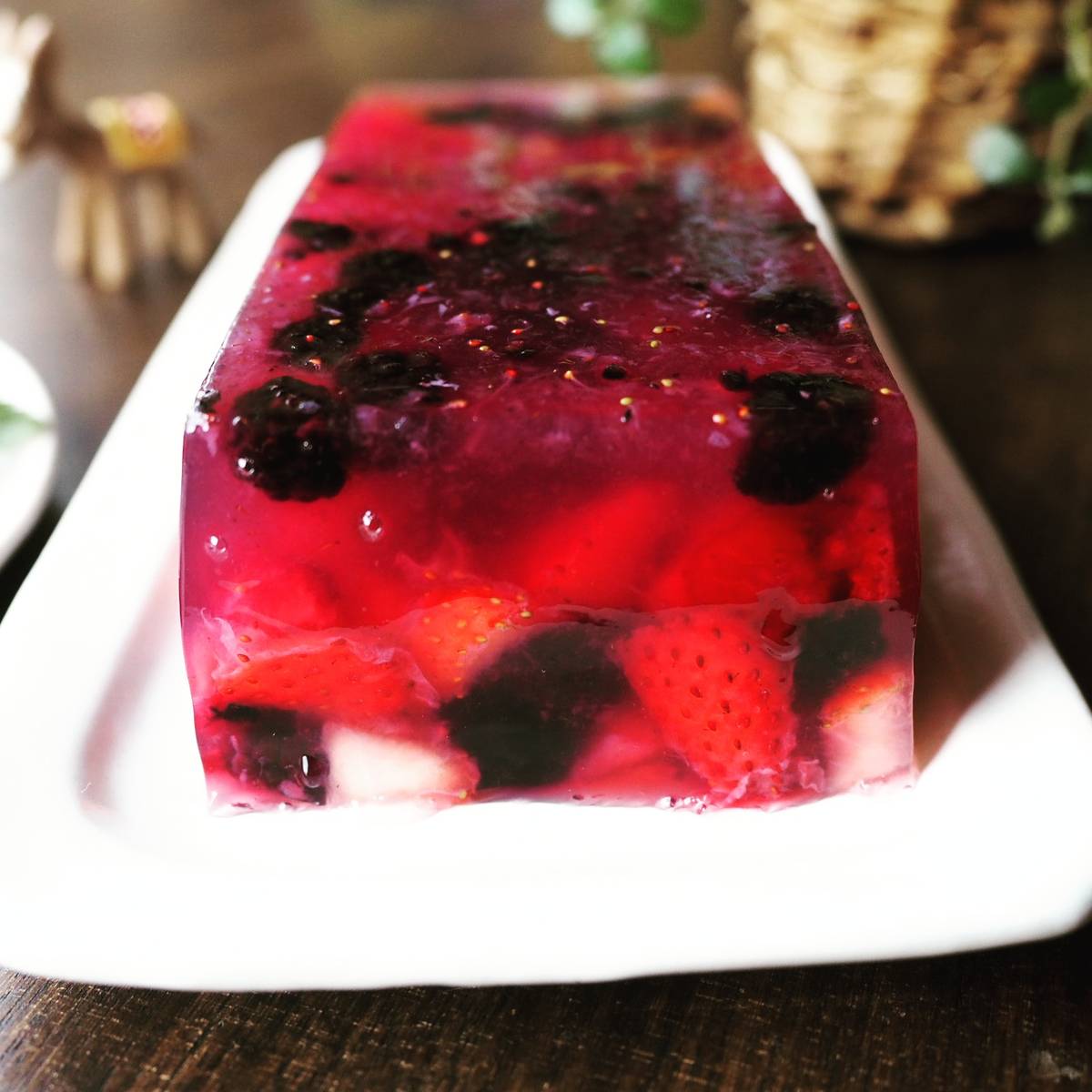 冷凍ベリーで時短！ぷるぷるジューシーな「ベリーベリーテリーヌ」レシピ