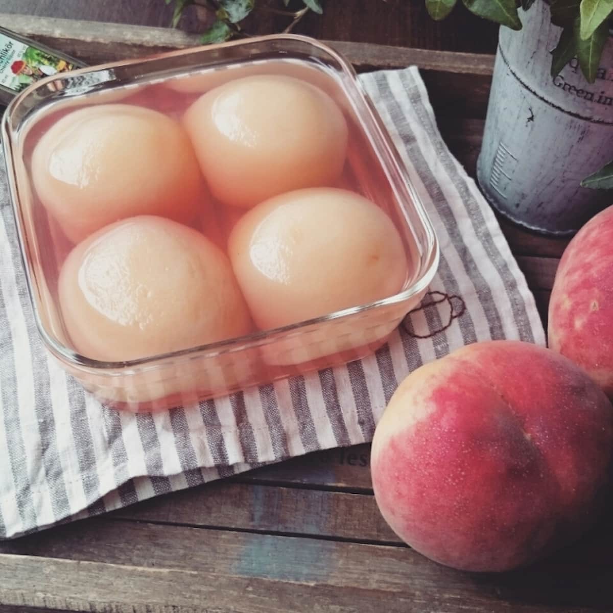 まるごと桃ゼリー