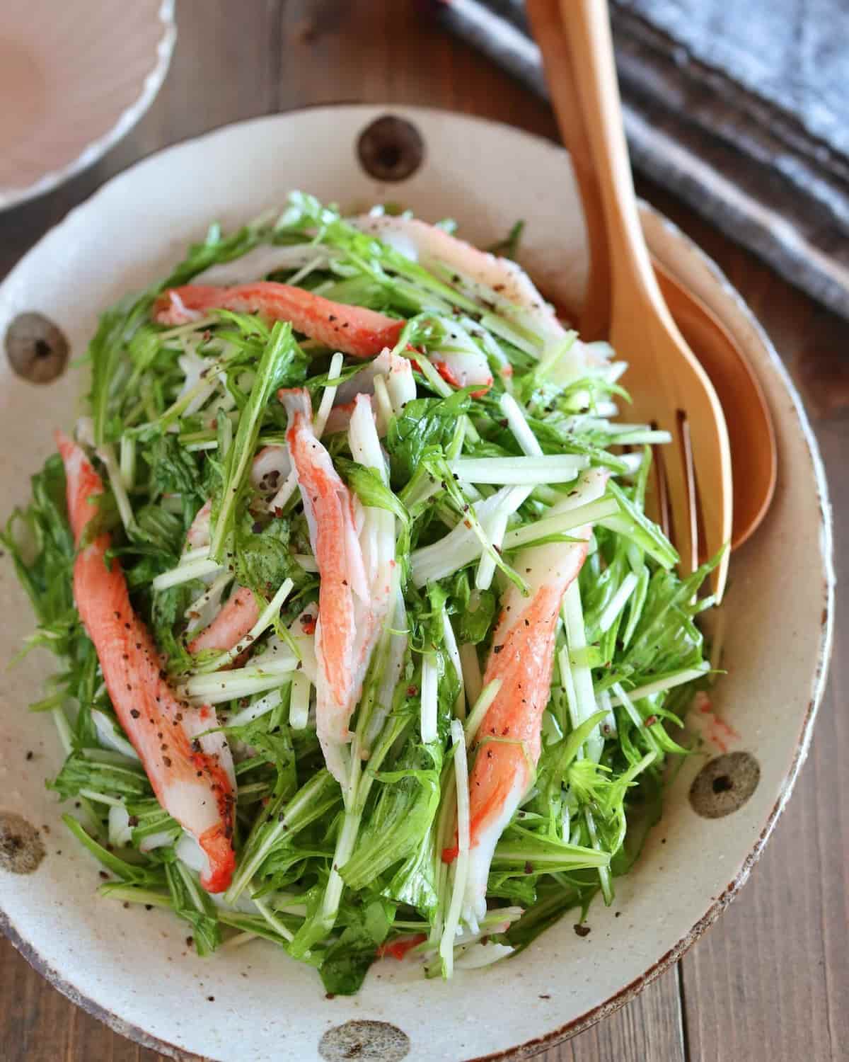 あと1品ほしいときに♪旨味たっぷり「カニカマの和え物」