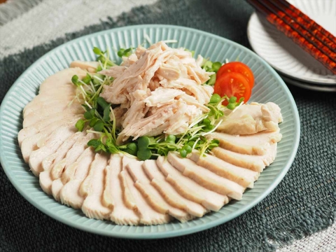 ふわふわ＆ジューシー！「鶏むね肉のレンジ蒸し」の作り方