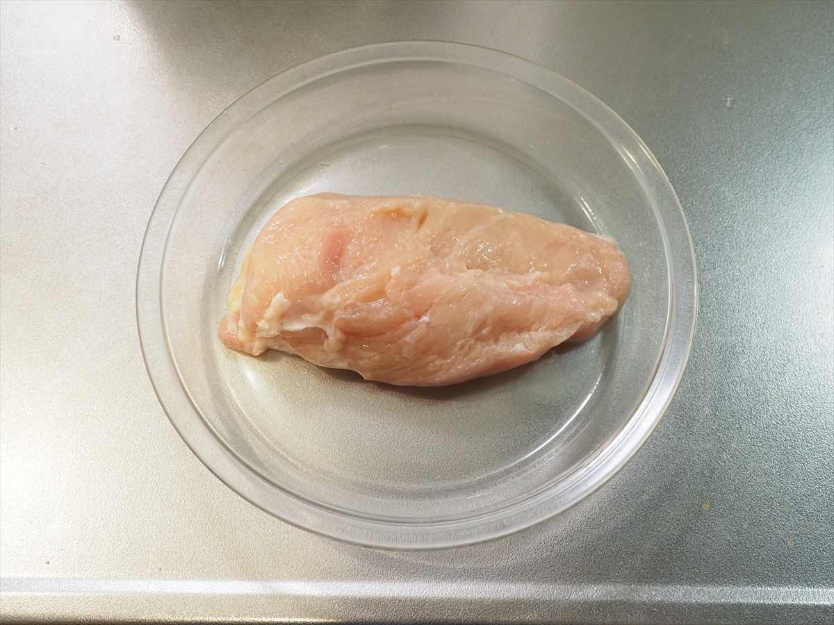 ふわふわ＆ジューシー！「鶏むね肉」のレンジ蒸し