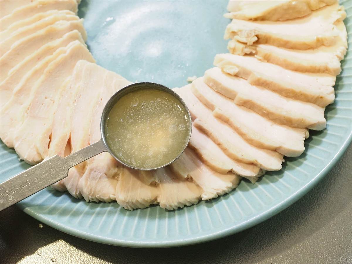 ふわふわ＆ジューシー！「鶏むね肉」のレンジ蒸し