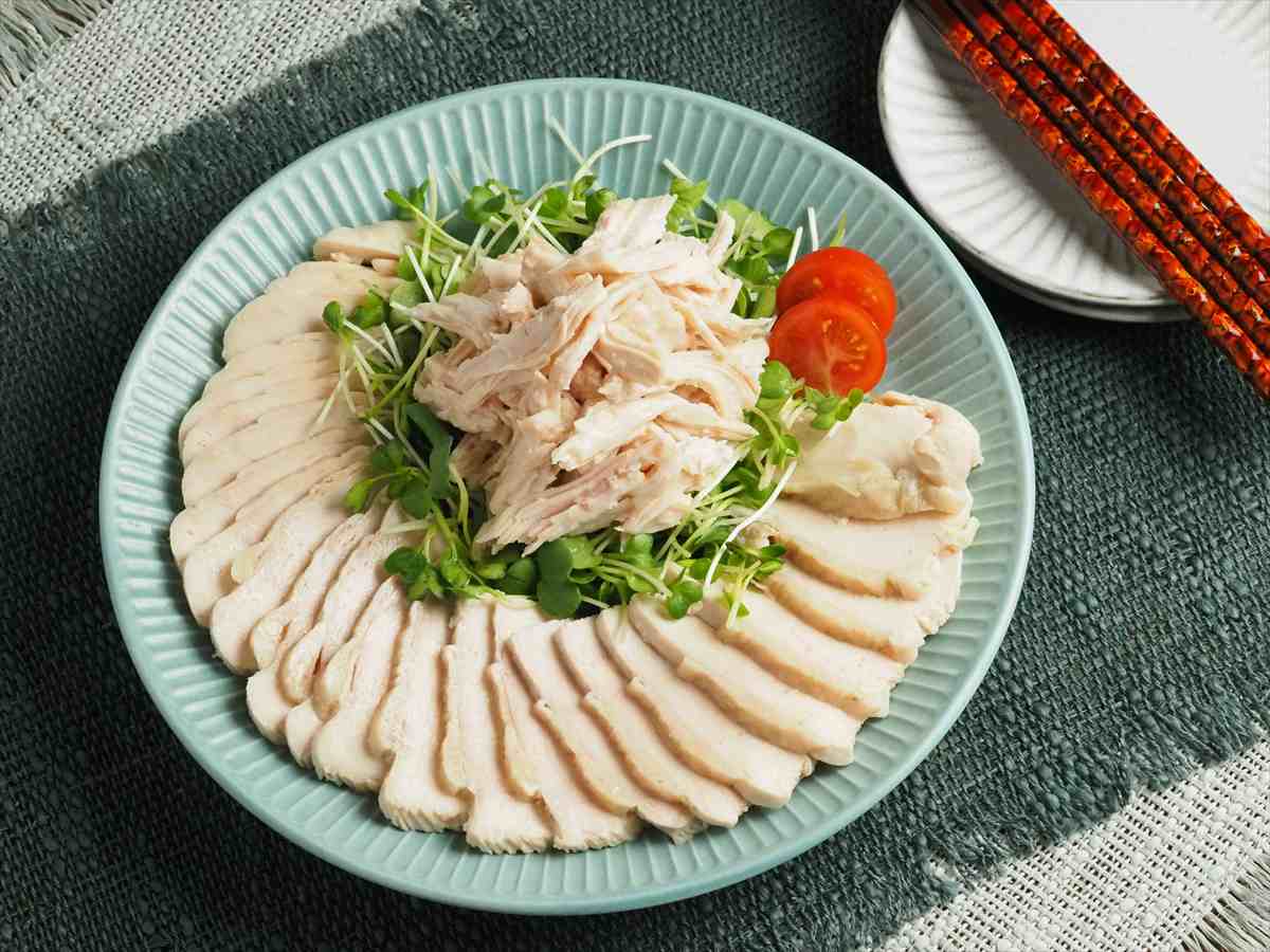 ふわふわ＆ジューシー！「鶏むね肉」のレンジ蒸し