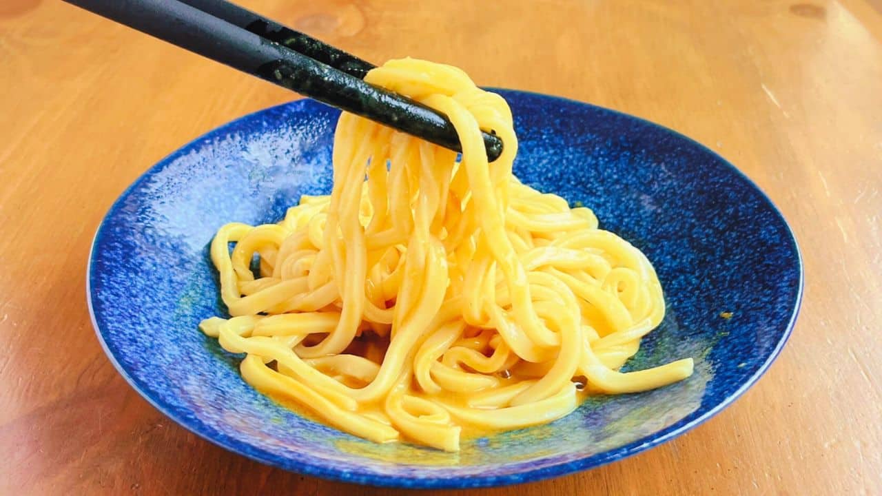 汁なしカレーチーズうどん