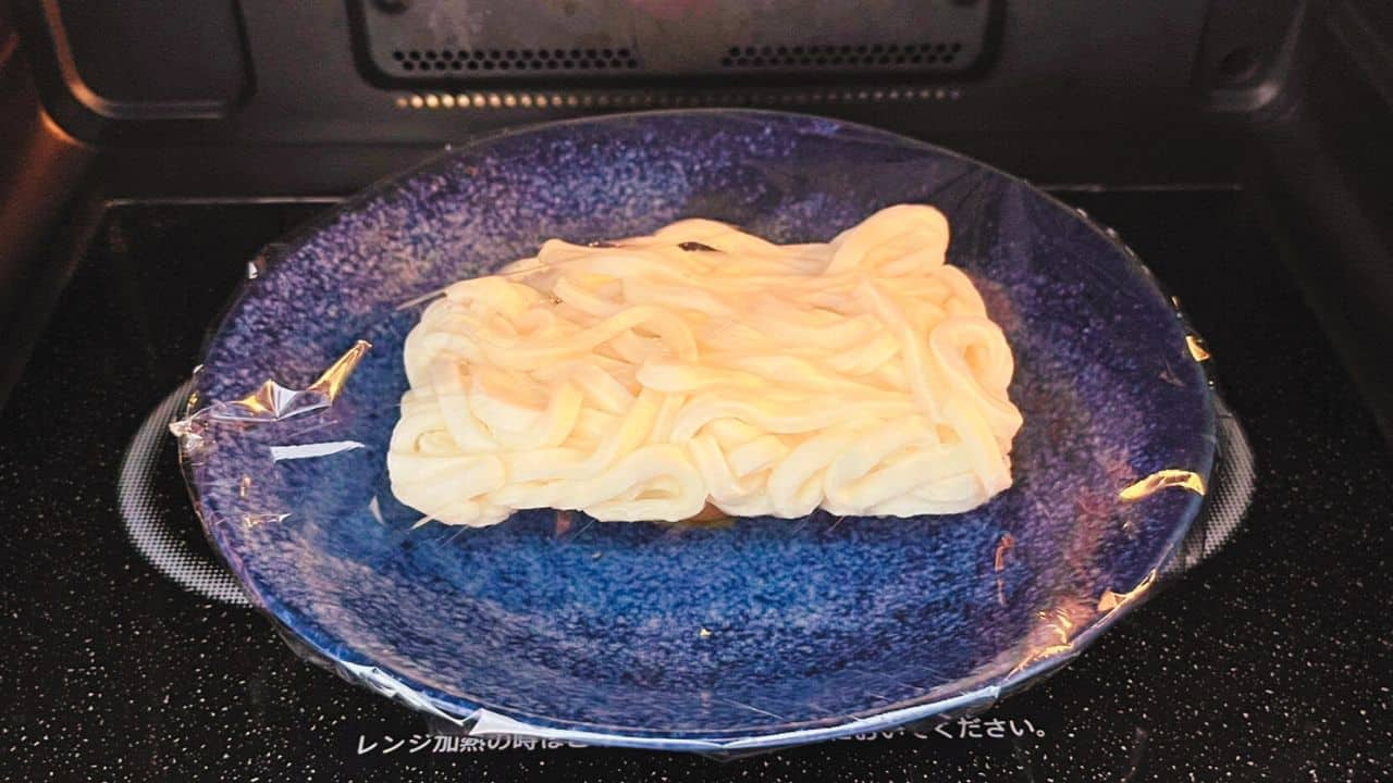 汁なしカレーチーズうどん