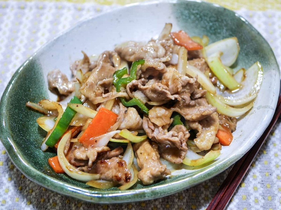 使い切りにも便利!「ウスターソース」で味が決まる野菜炒め