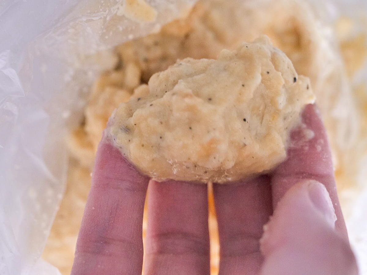 半熟卵のハンバーグ作り方