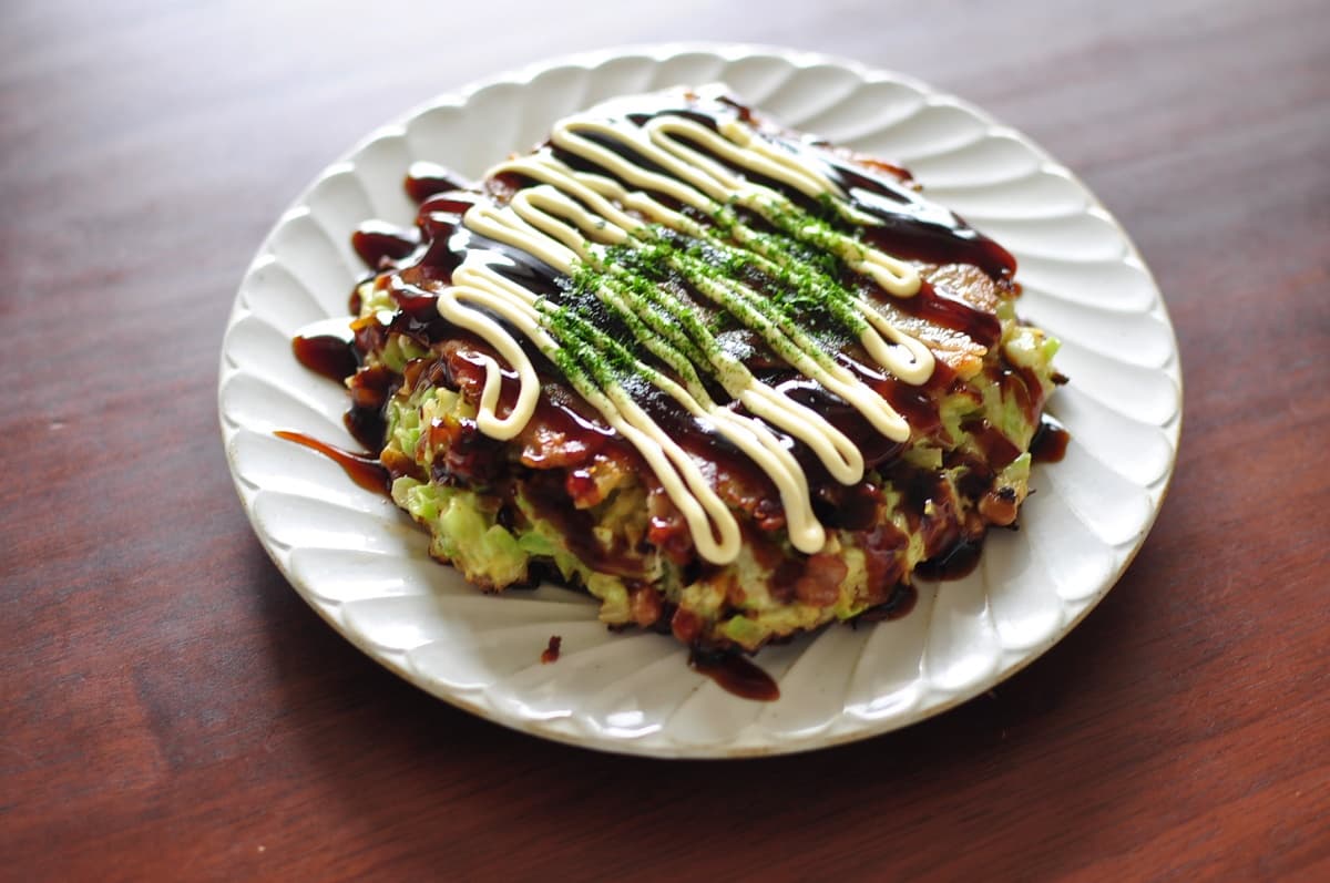 【保存版】ベチャッとならない！ふっくらおいしい「お好み焼き」を作る5つのポイント