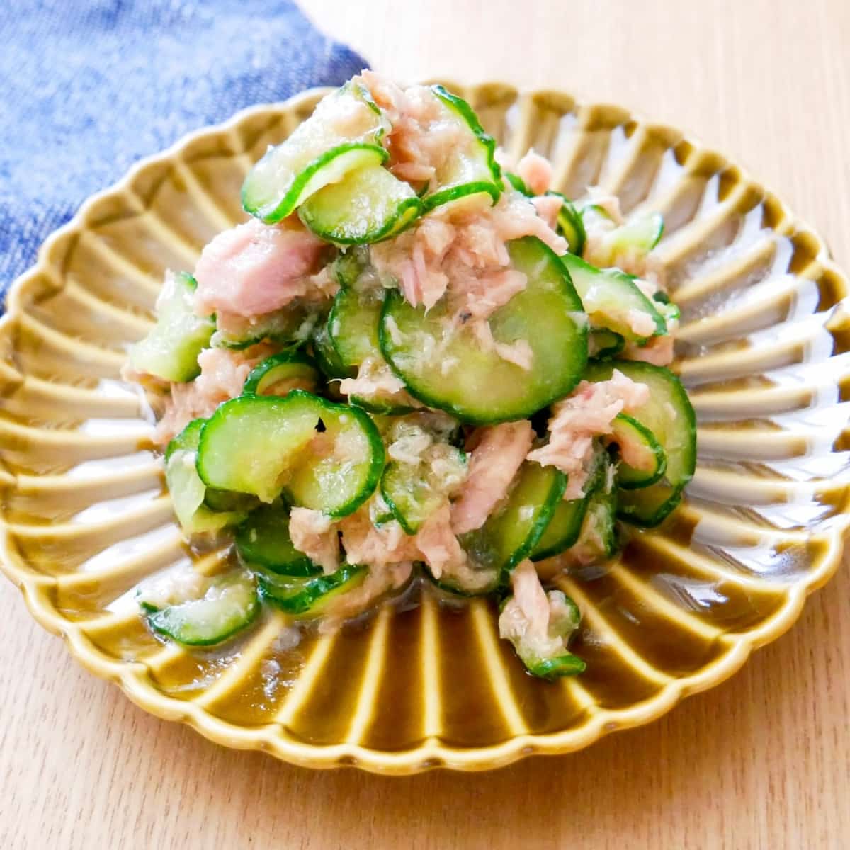 酢でさっぱり、ごま油でコクあり♪「やみつきツナきゅうり」の超簡単レシピ