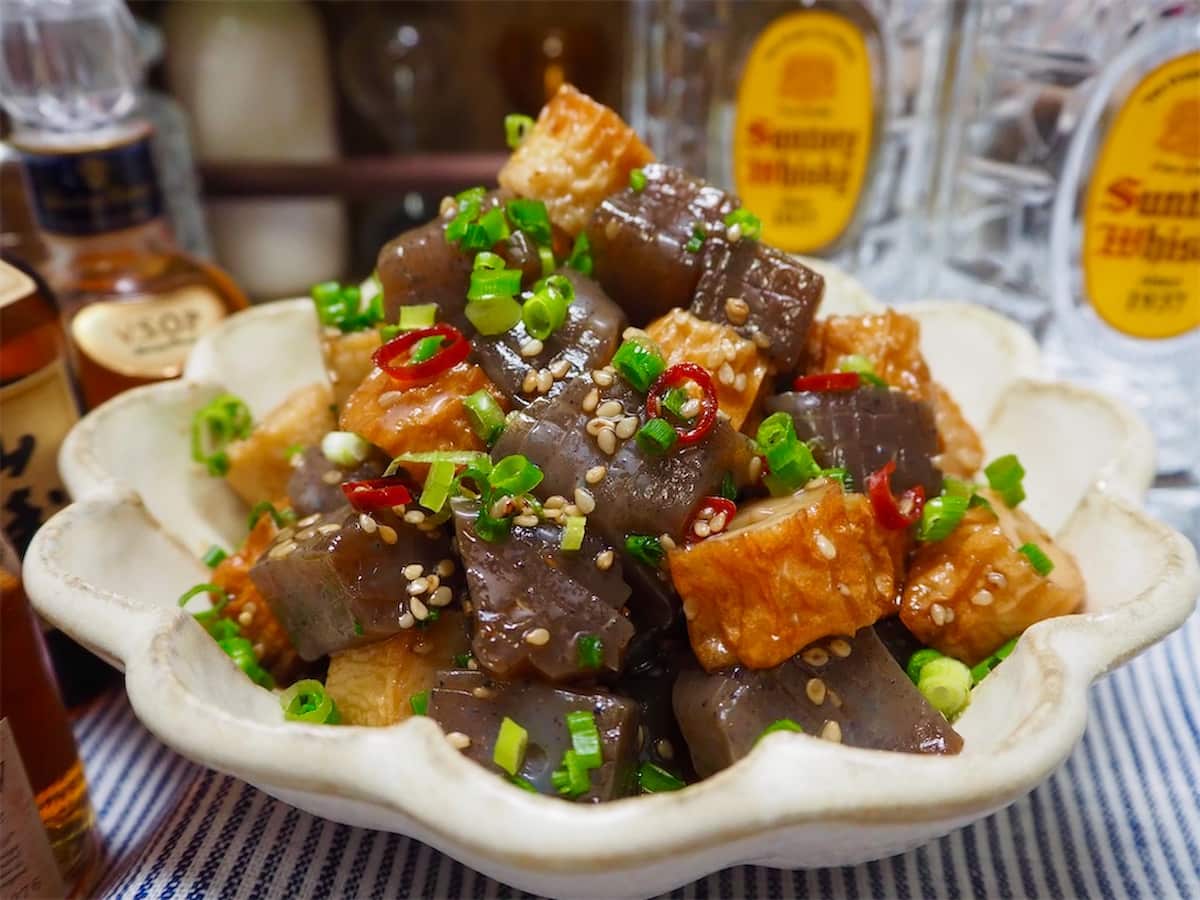 お酒がすすむ！しにゃさんの「こんにゃく甘辛炒め」