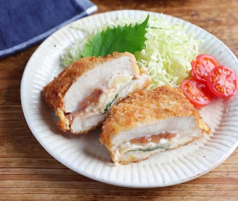 「梅×チーズ」が食欲そそる♪簡単鶏むねおかずレシピ