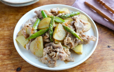 旨味たっぷり！「新じゃが×豚肉」のやみつきおかず