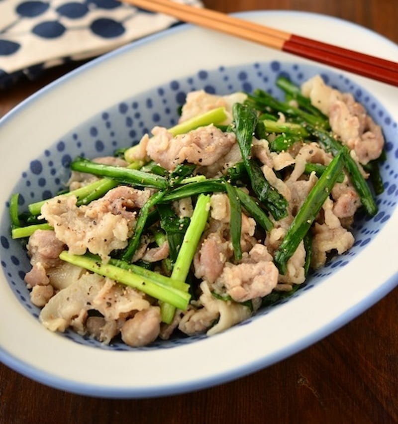 塩麹で味付け簡単♪やわらか仕上げの「豚こま」おかず