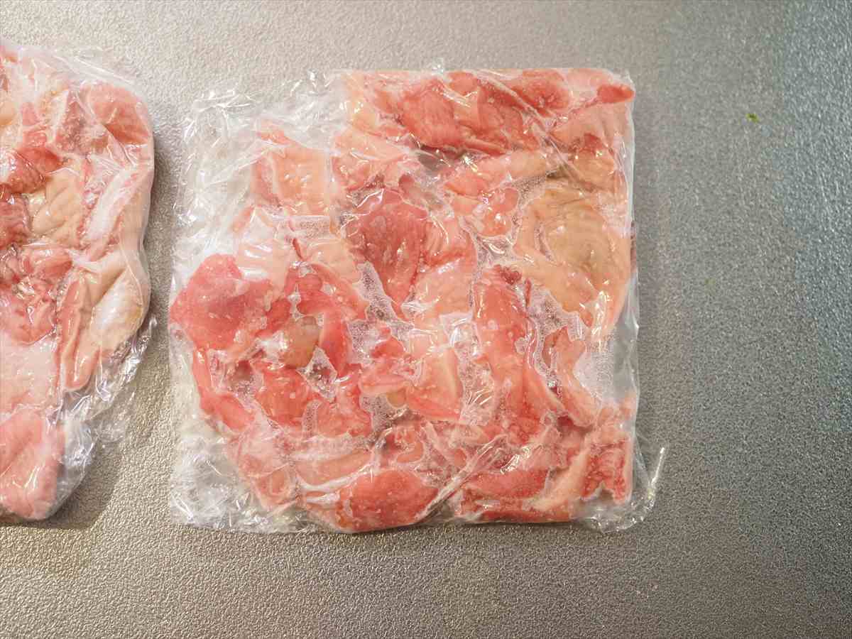 砂肝のカレー炒め、切り取った銀皮も捨てずに「銀皮のとくとく唐揚げ」にして美味しく食べる