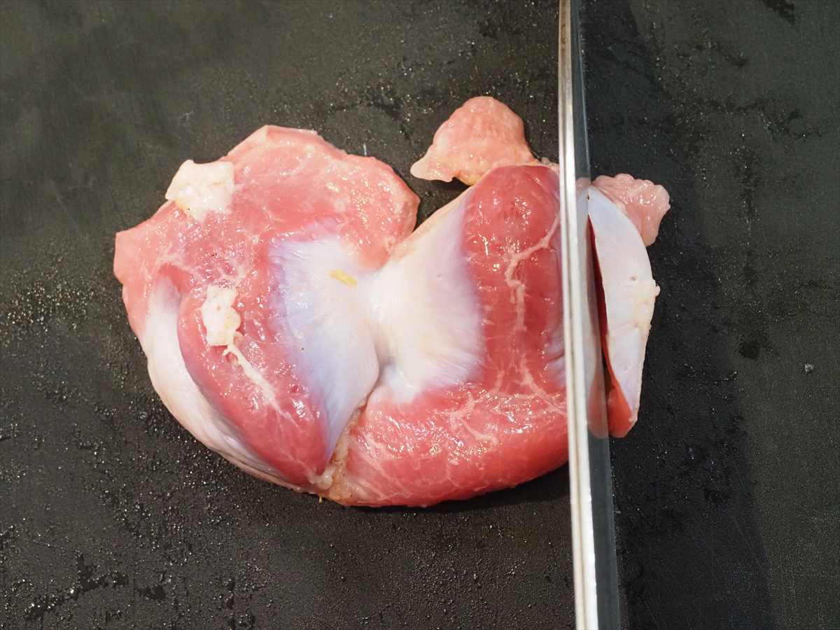 砂肝のカレー炒め、切り取った銀皮も捨てずに「銀皮のとくとく唐揚げ」にして美味しく食べる
