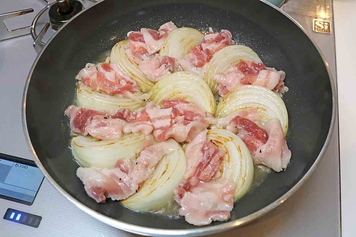 豚バラ新玉ねぎ７