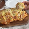「ピザが焼けたよ！」で家族が集まる♪簡単ふわもち「ちぎりピザパン」の作り方