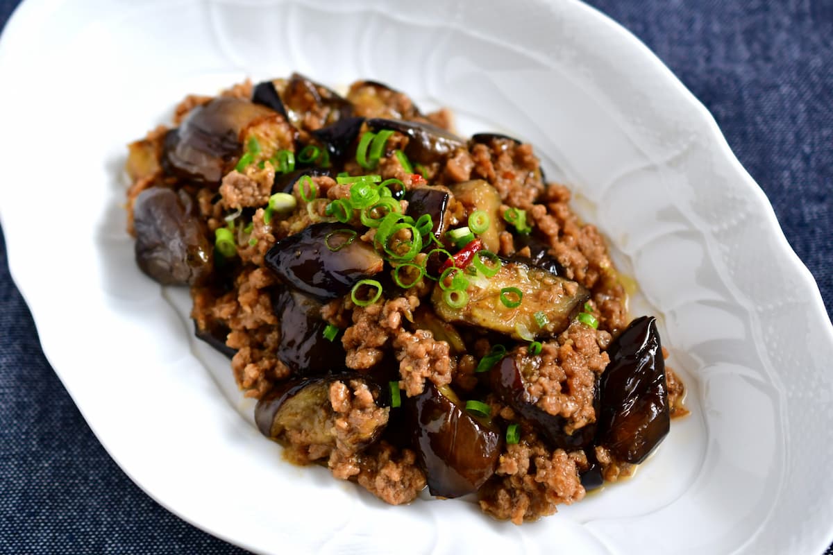 ピリ辛肉みそそぼろを使った麻婆なす