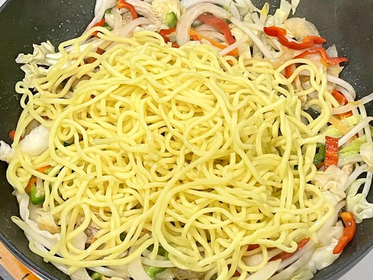 野菜たっぷり塩焼きそば