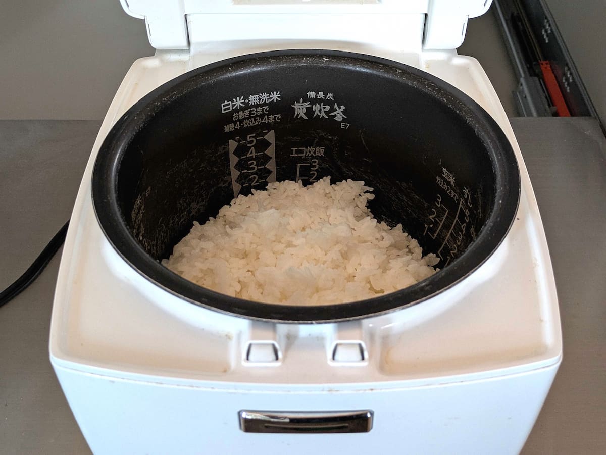 ご飯をおいしく冷凍保存＆解凍コツ