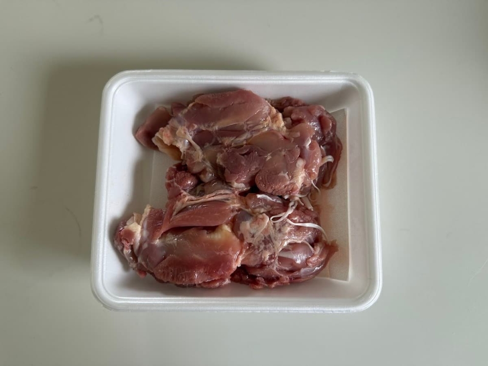 買ってきた鶏もも肉