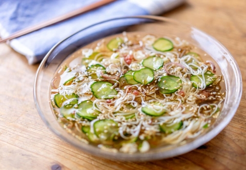 疲れた体にしみる！ほどよい酸味がおいしい「そうめん」レシピ