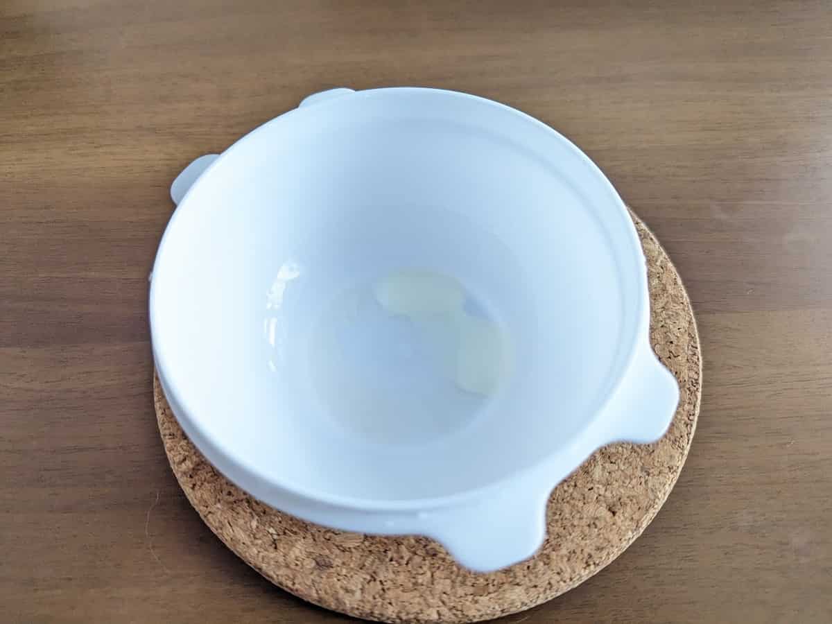 電子レンジ調理器　半熟たまご風　Ｗ 使用後