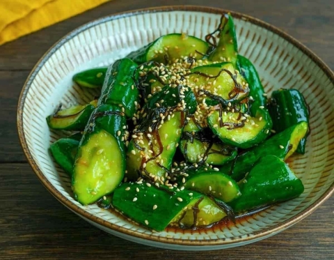 ポリ袋で漬けるだけ！「きゅうり」のやみつき副菜レシピ