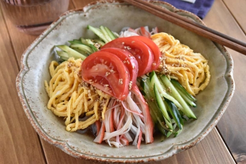 ダイエット中でも罪悪感なし！つるんとおいしい♪「しらたき冷麺」レシピ